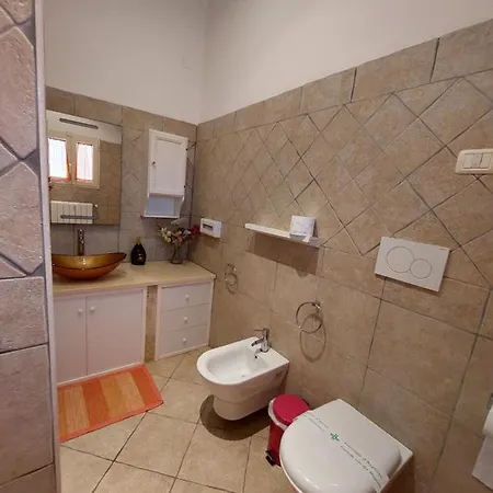 Arthas Bed & Breakfast 4*