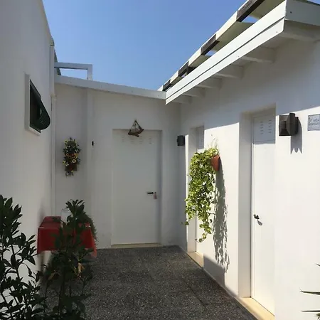 Arthas Bed & Breakfast 4*